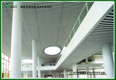 廣州搏朗金屬建材廠 專業生產銷售高低邊斜角鋁條扣天花板材料